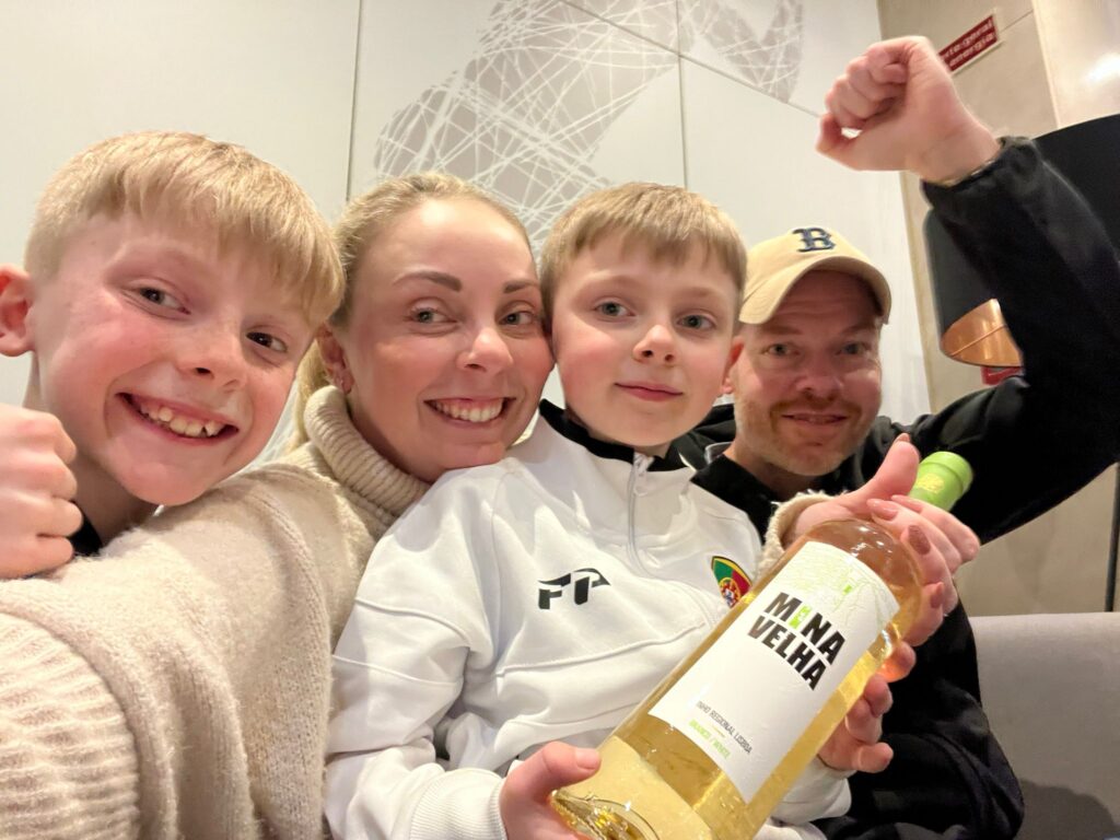 Thursday - A beautiful day in Vilamoura, Portugal 10 8437d6 a885 d345 b4ab 432d76bcbe4a 7339B043 CC50 4C42 BD77 2C1DCCA3B03A